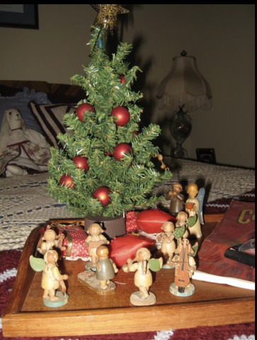 Small tree with Germany Angels by